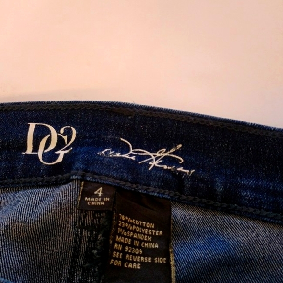 DG2 By Diane Gilman Jean Pants - Picture 4 of 7